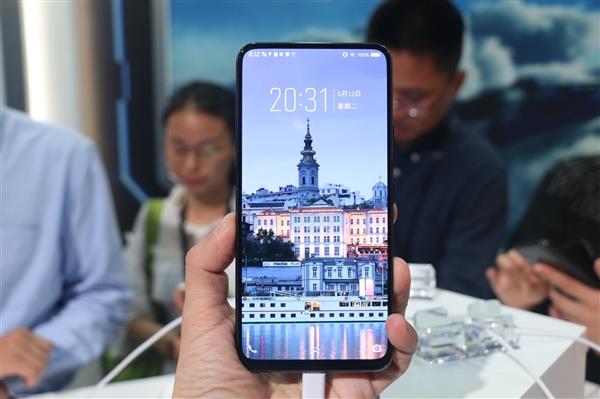 最新无刘海手机，打破传统，展现时尚科技新风尚