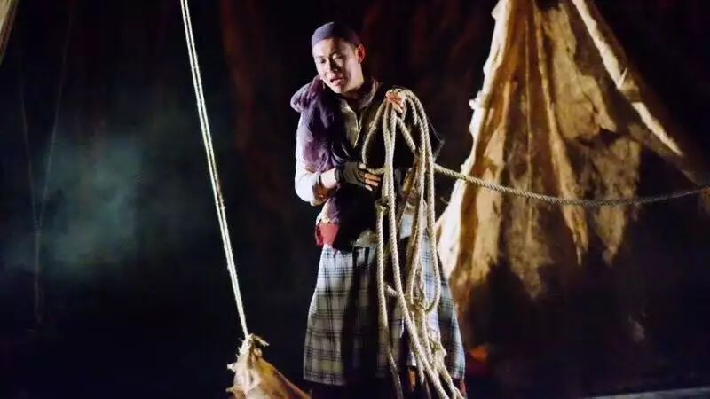 演员后羿之死，舞台上的温馨奇遇