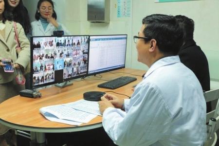 国内最新病例下的温馨日常，爱与陪伴的力量