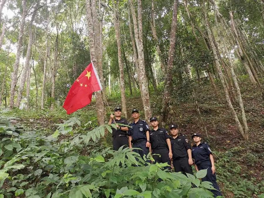 2台螺杆式冷水机组 第143页