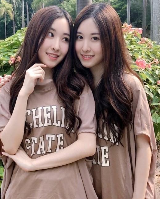 周玗函周玗希最新图片，小巷独特风情探索