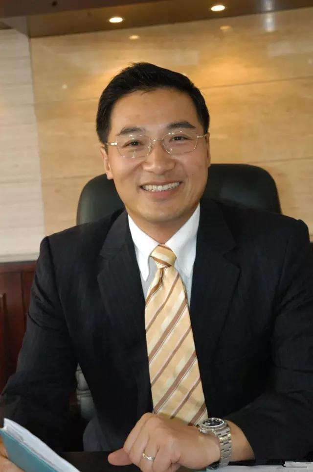 福耀集团左敏的最新动态，力量在变革中成长，自信与成就源于学习之路