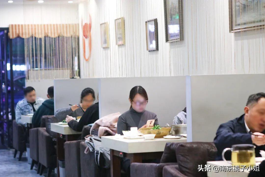 隐藏小巷的独特风味，最新弹头小店探秘
