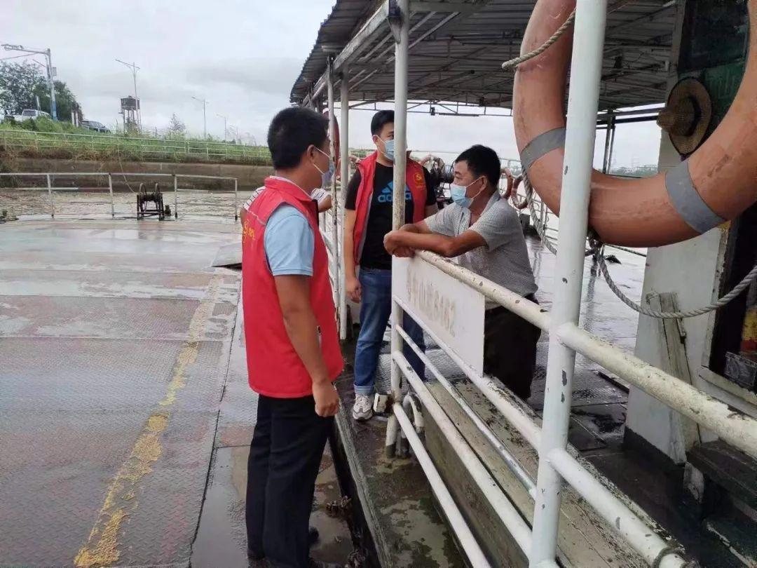 最新台风动态及应对指南，了解与应对台风详细步骤