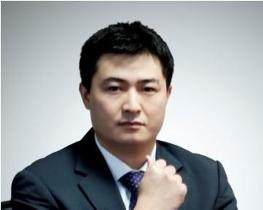 科技浪潮引领者何剑锋🌟的崭新篇章